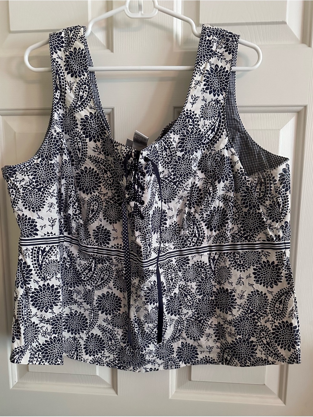 Avenue Navy Blue & White Floral Lace-Up Tank